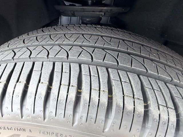 Used 2025 Ford Explorer Platinum w/ Ultimate Package image 13