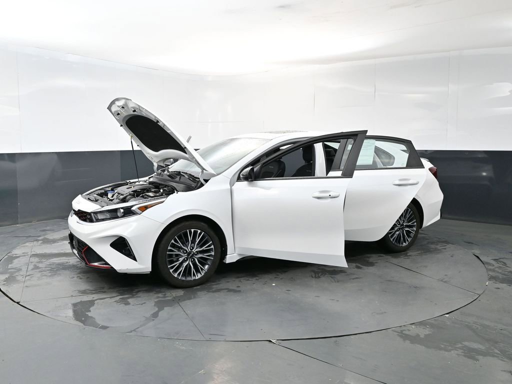 Certified 2023 Kia Forte GT-Line w/ GT-Line Premium Package FWD image 18