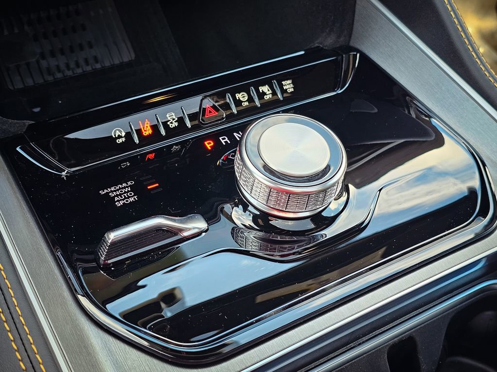 New 2026 Jeep Grand Wagoneer L 4WD image 32