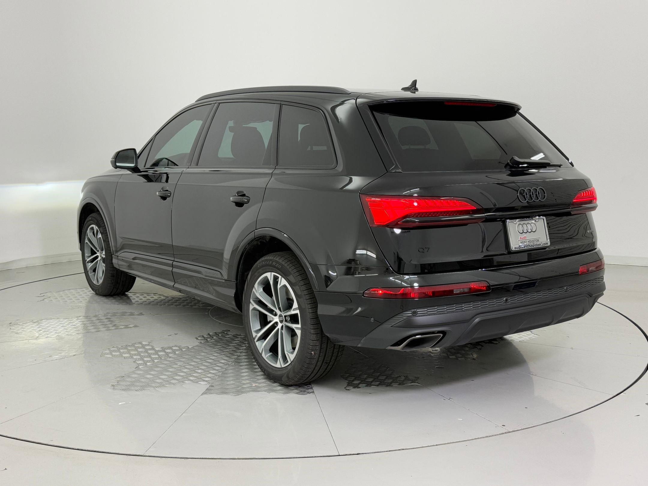 New 2026 Audi Q7 2.0T Premium image 3
