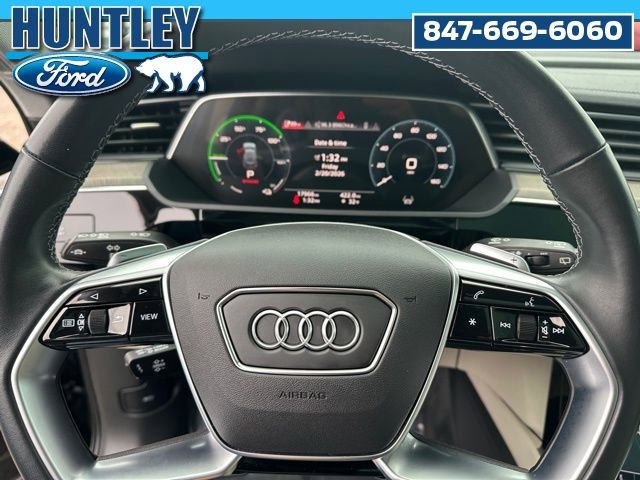 Used 2024 Audi Q8 e-tron Premium Plus w/ Premium Plus Package AWD/4WD image 33