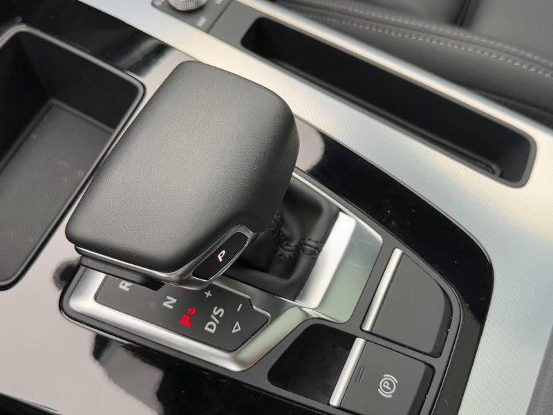 Used 2025 Audi Q5 2.0T Premium w/ Convenience Plus Package image 21