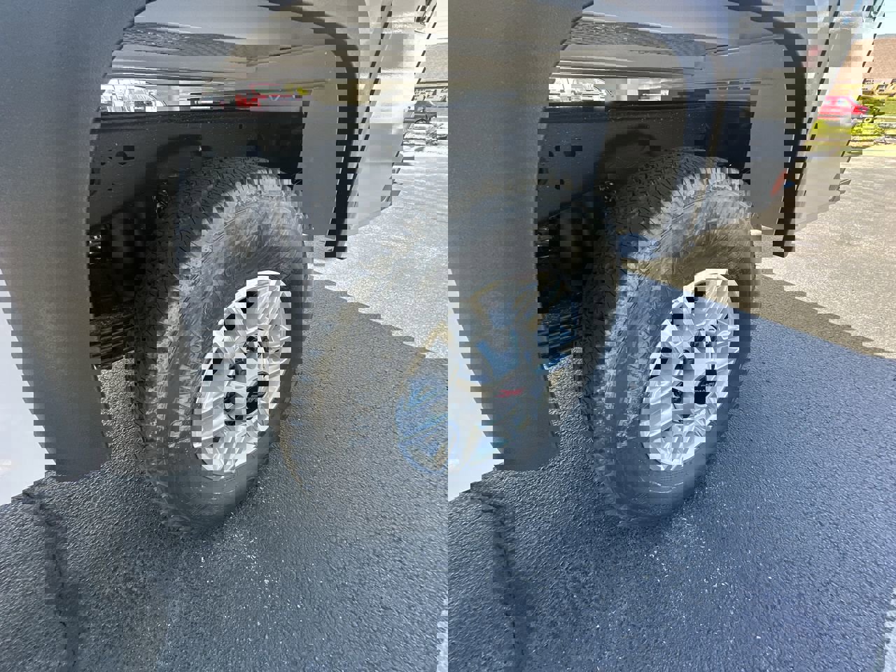 New 2025 GMC Sierra 2500 Pro w/ Convenience Package image 10