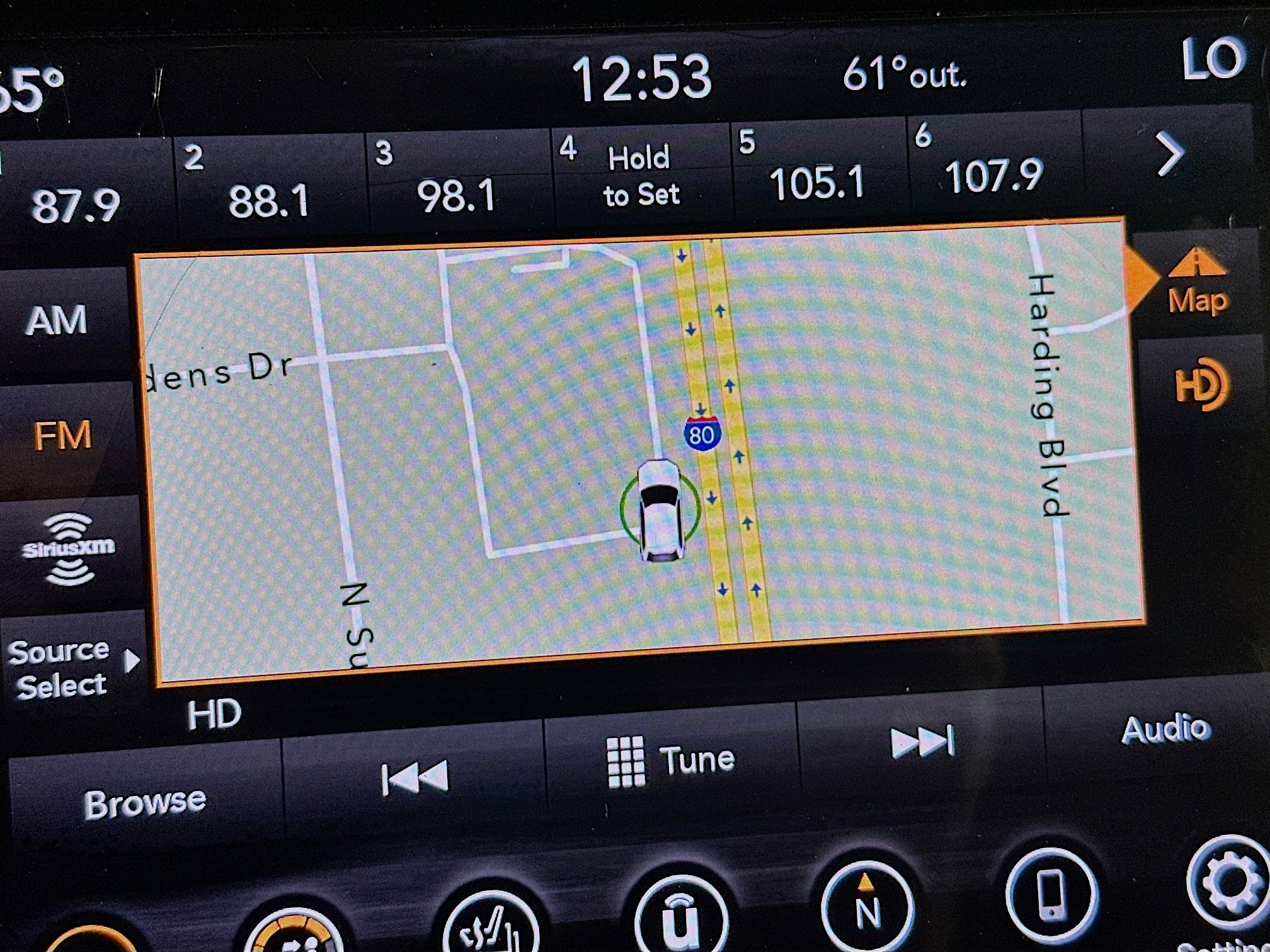 Used 2020 Jeep Grand Cherokee Laredo w/ Laredo X Package image 22