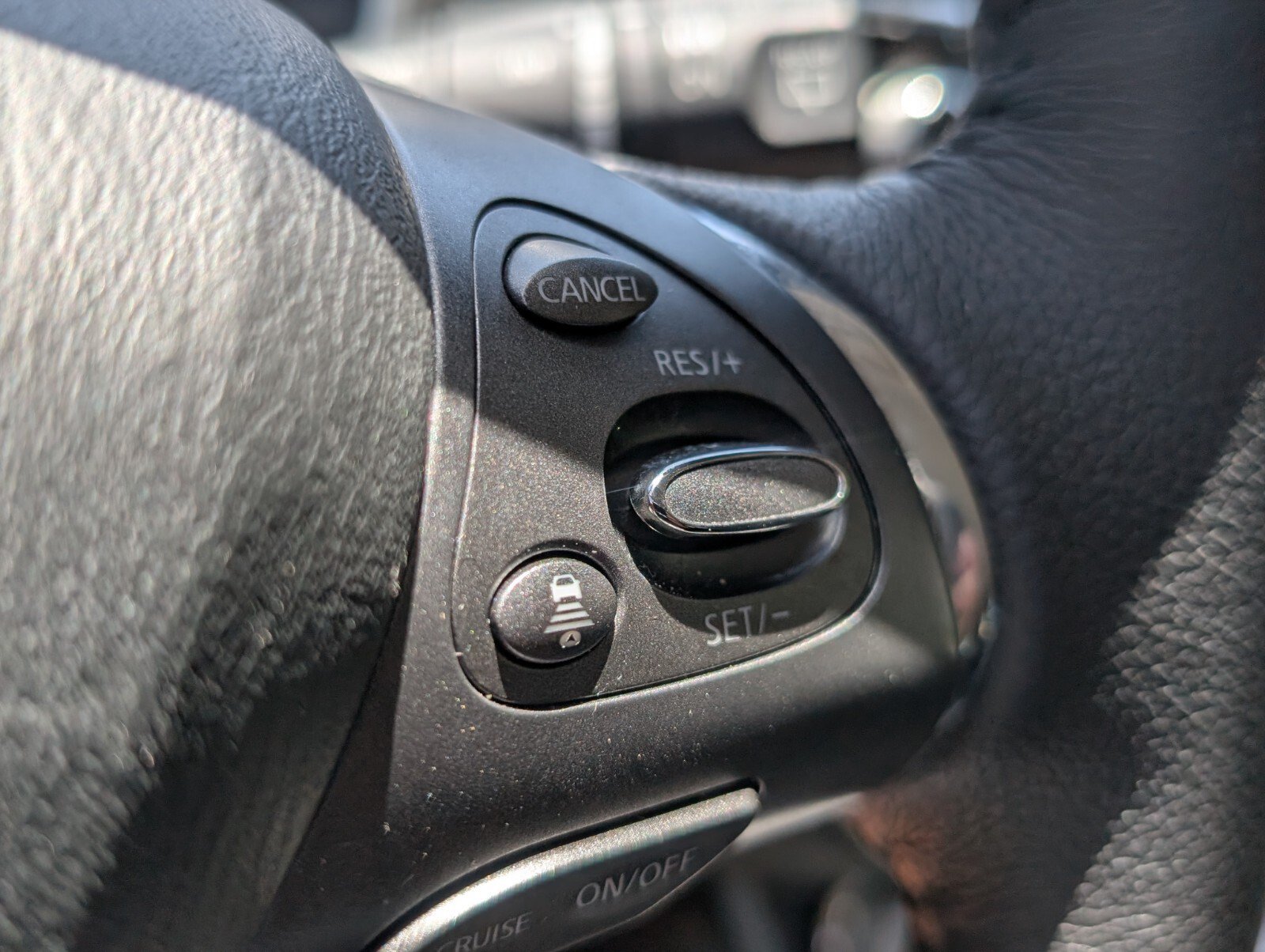 Certified 2024 Nissan Murano SV FWD image 30