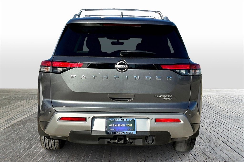 Used 2022 Nissan Pathfinder Platinum w/ Cargo Package image 7