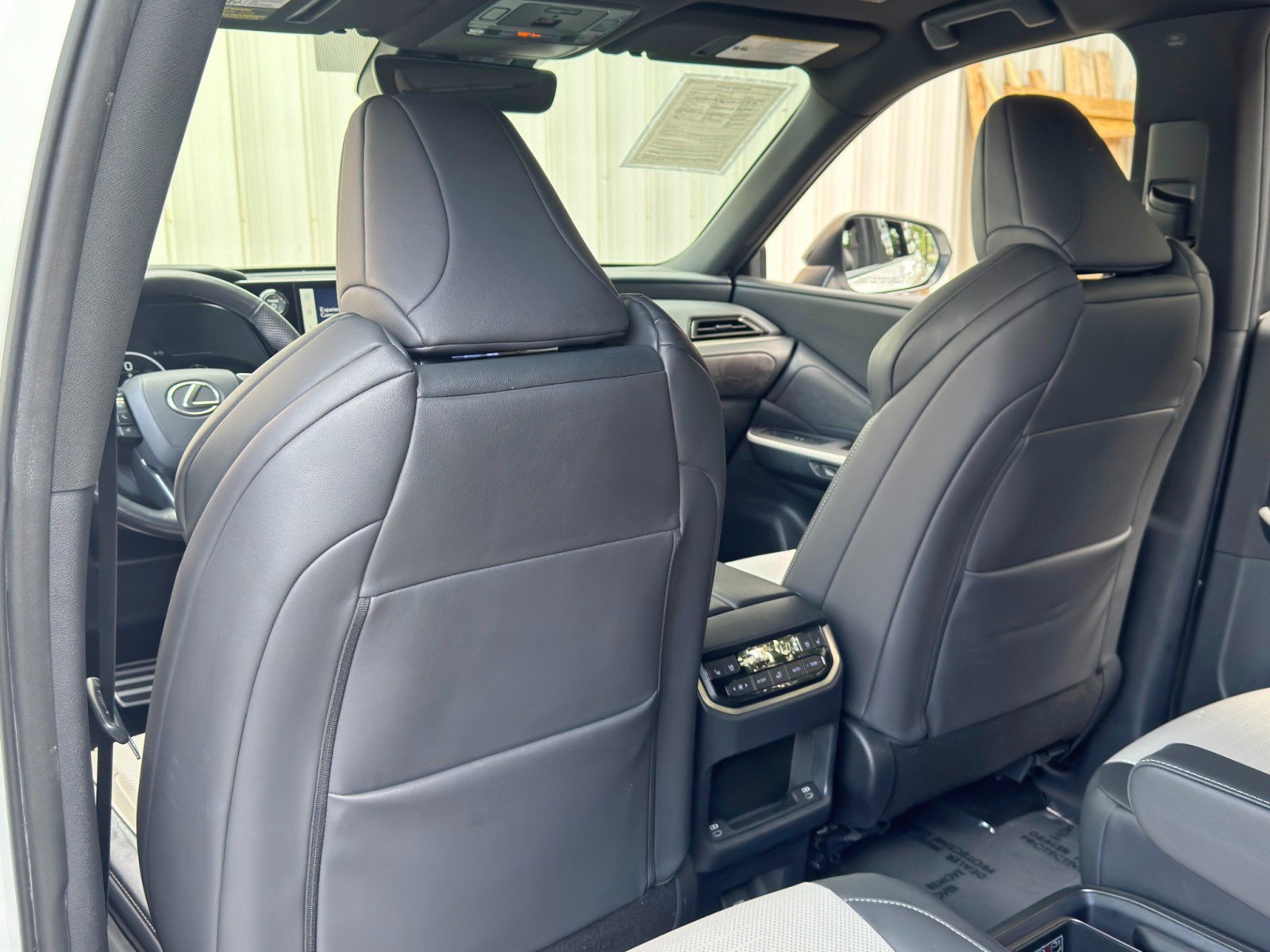 Used 2024 Lexus TX 500h AWD w/ Technology Package image 37