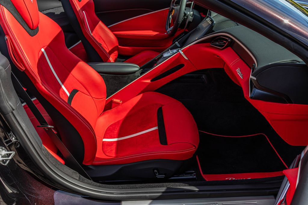 Certified 2024 Ferrari Roma Spider RWD image 52