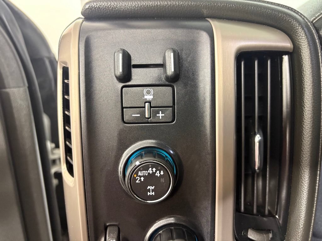 Used 2018 GMC Sierra 1500 Denali w/ Denali Ultimate Package AWD/4WD image 16
