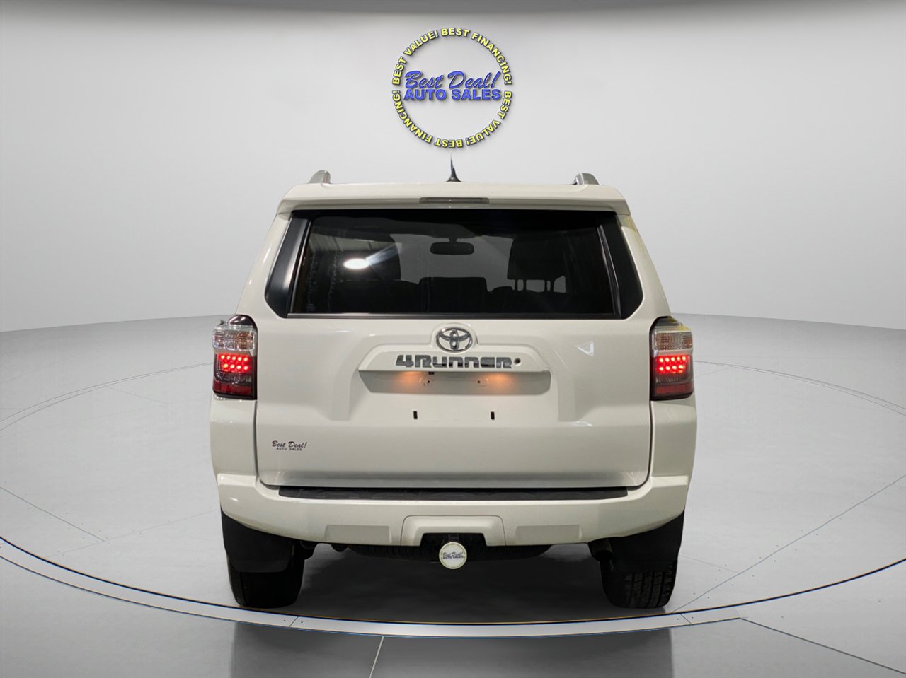 Used 2015 Toyota 4Runner SR5 Premium image 4