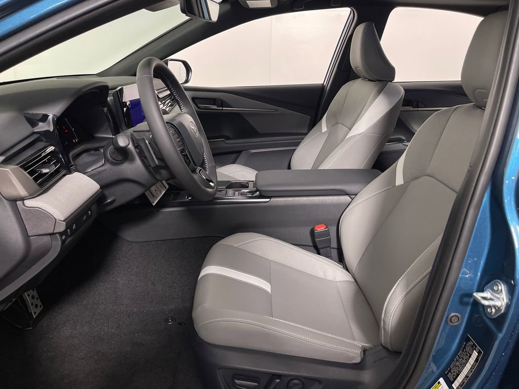New 2026 Toyota Camry SE FWD image 12
