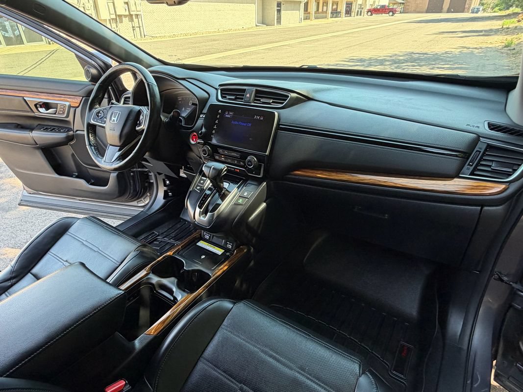Used 2020 Honda CR-V Touring image 14