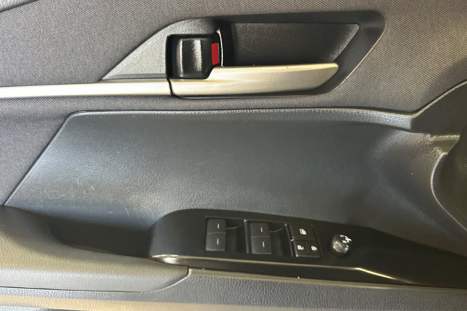 Used 2025 Toyota Camry LE FWD image 13