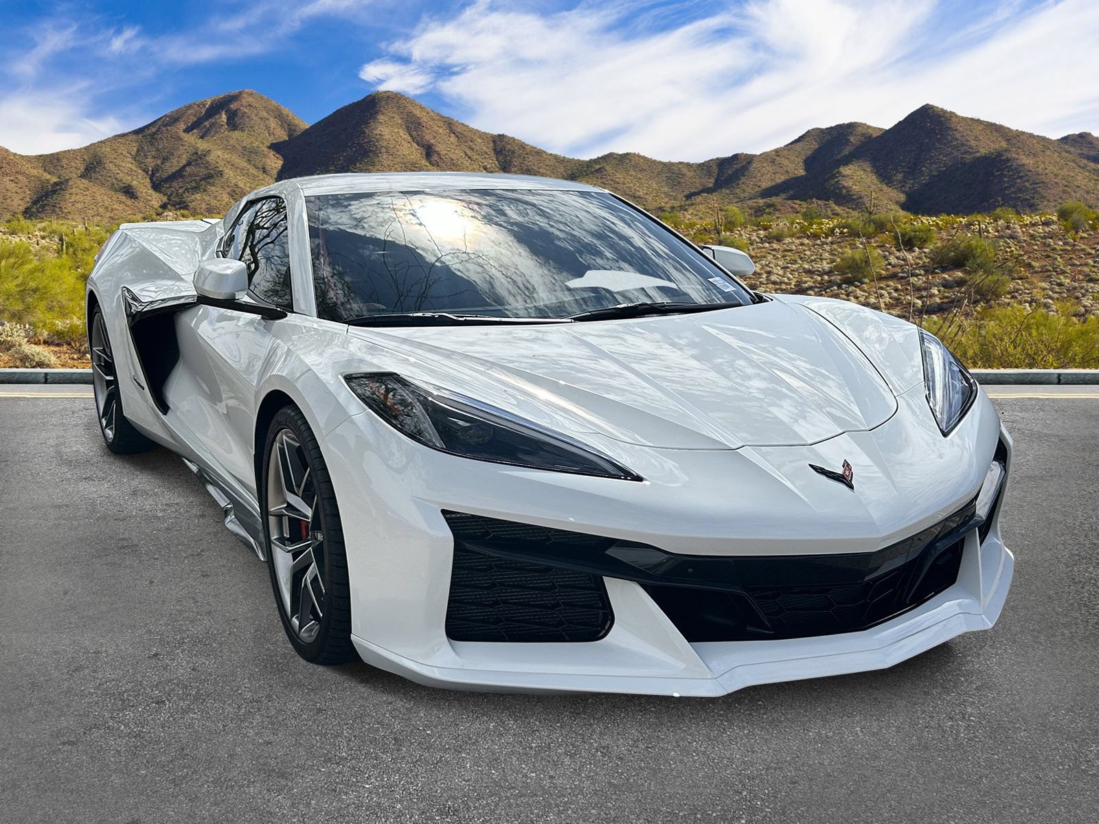 Used 2025 Chevrolet Corvette Z06 w/ Stealth Interior Trim Package RWD image 4