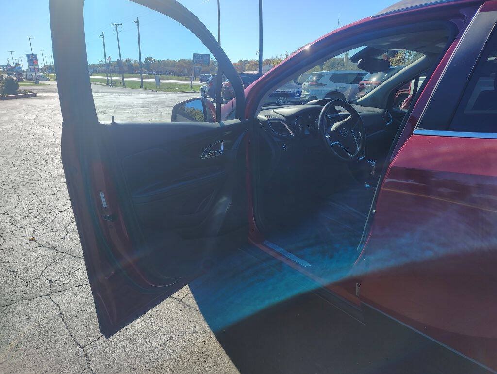 Used 2015 Buick Encore FWD image 10