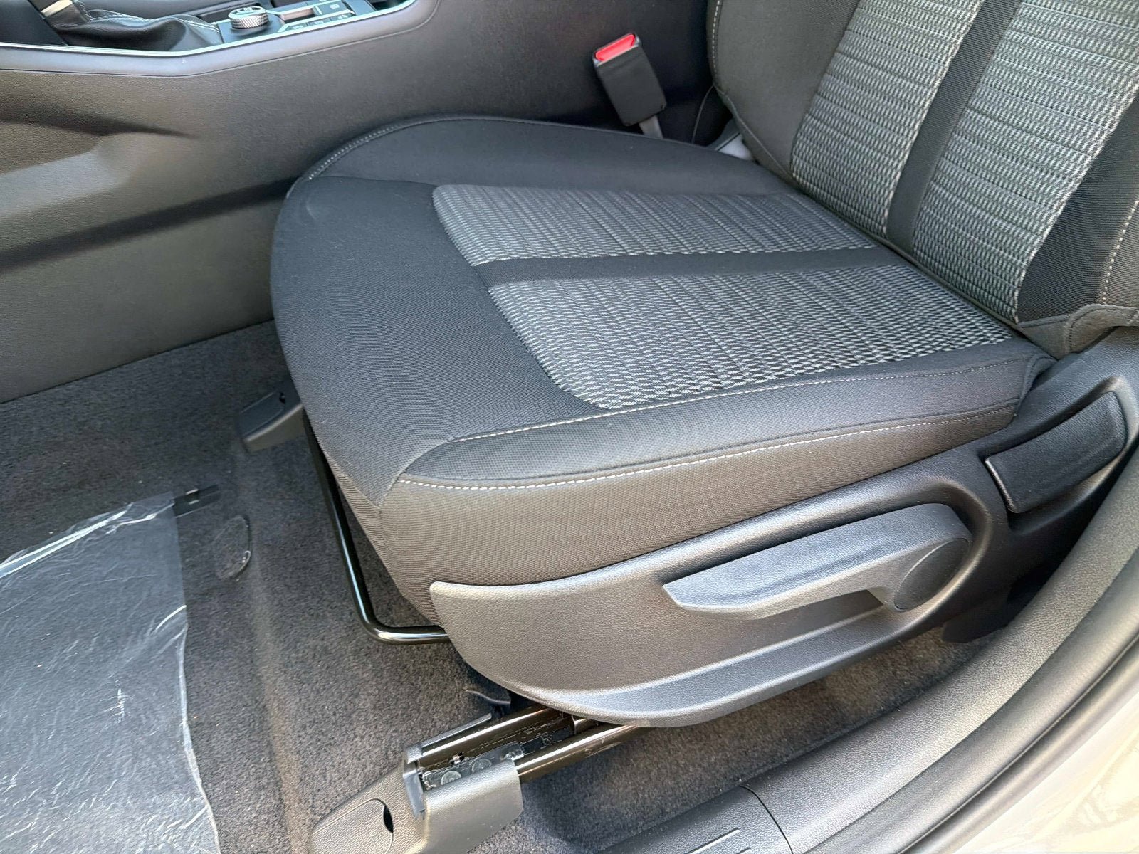 New 2026 Kia Sorento LX FWD image 15