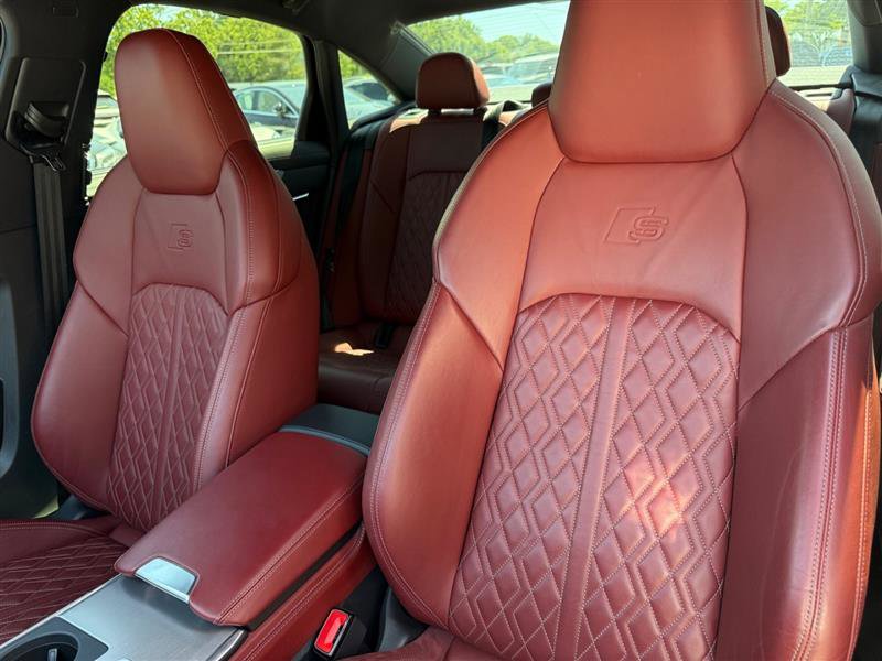 Used 2021 Audi S6 Prestige w/ Prestige Package AWD/4WD image 11