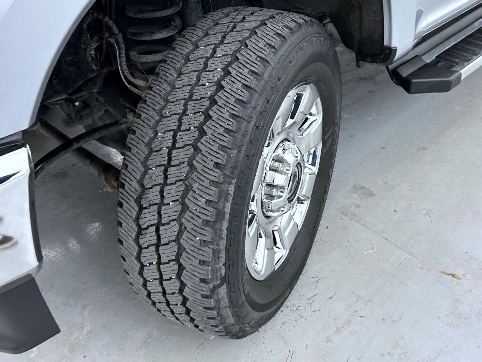 Used 2022 Ford F250 Lariat w/ Chrome Package image 23