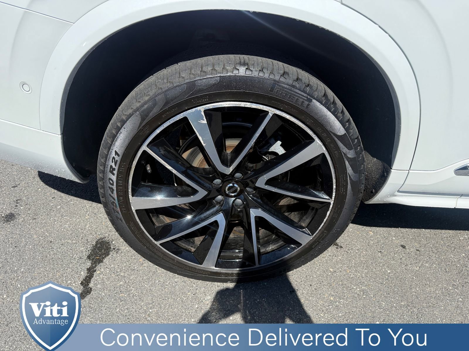 Used 2023 Volvo XC90 B5 Plus w/ Protection Package Premier AWD/4WD image 14