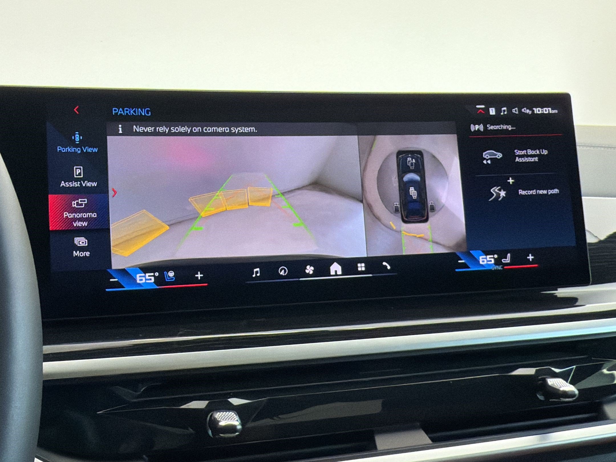 Certified 2025 BMW X7 M60i w/ Executive Package AWD/4WD image 21