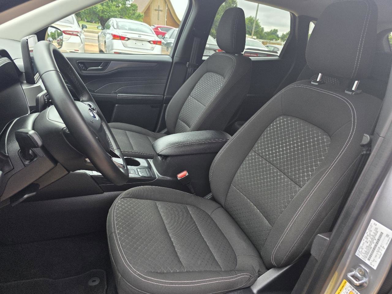 Used 2024 Ford Escape Active image 13