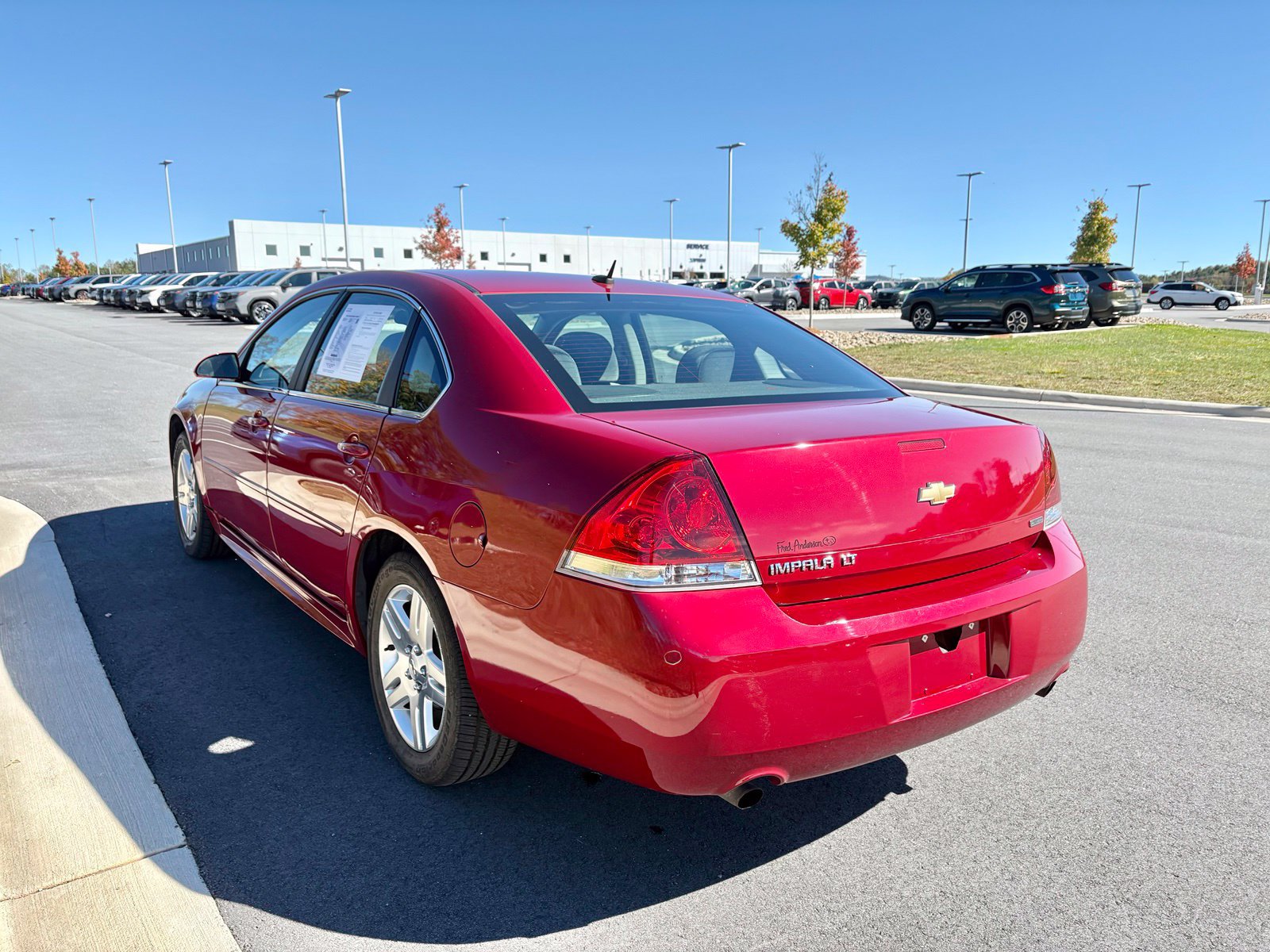 Used 2014 Chevrolet Impala LT w/ LT Sunroof Package FWD image 6