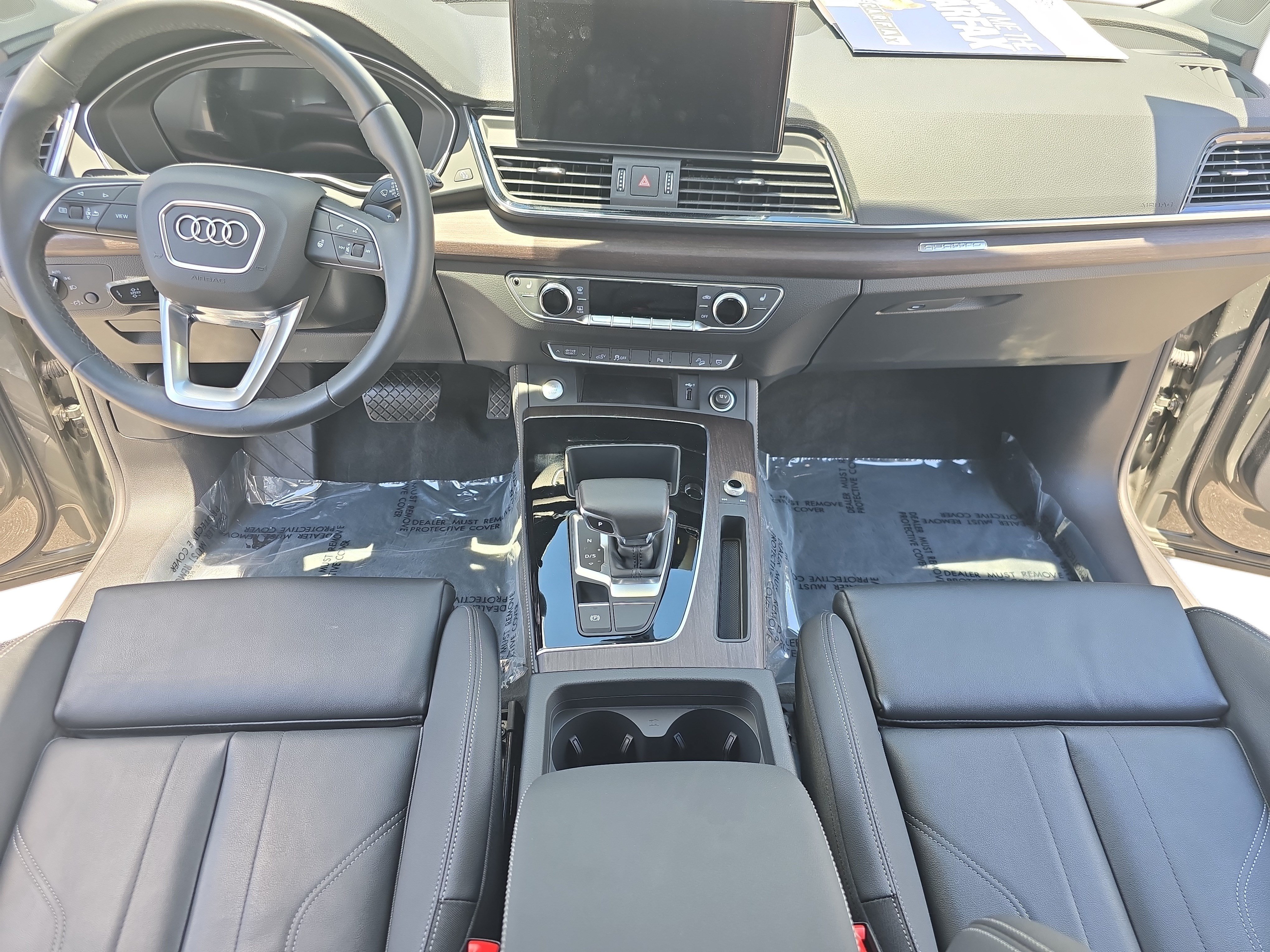Used 2023 Audi Q5 e Premium Plus w/ Premium Plus Package AWD/4WD image 9