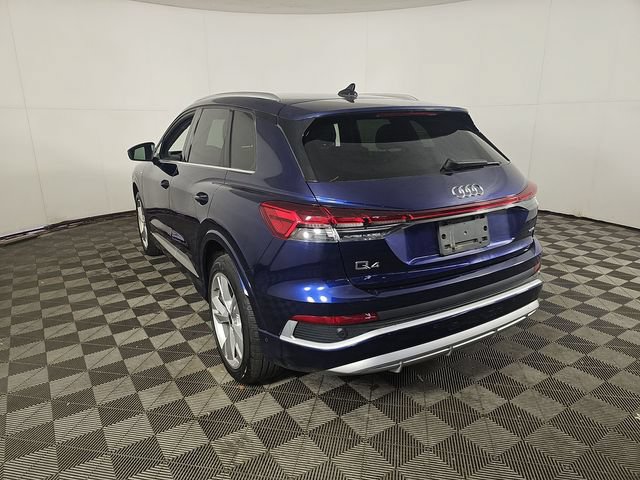 Used 2023 Audi Q4 e-tron Premium Plus w/ Premium Plus AWD/4WD image 4