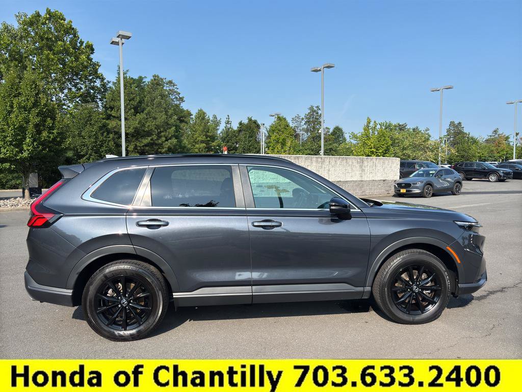 Used 2025 Honda CR-V Sport image 8
