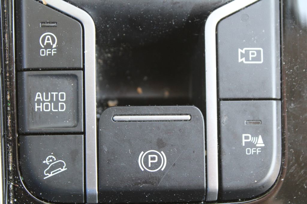 Certified 2023 Kia Sorento SX FWD image 38