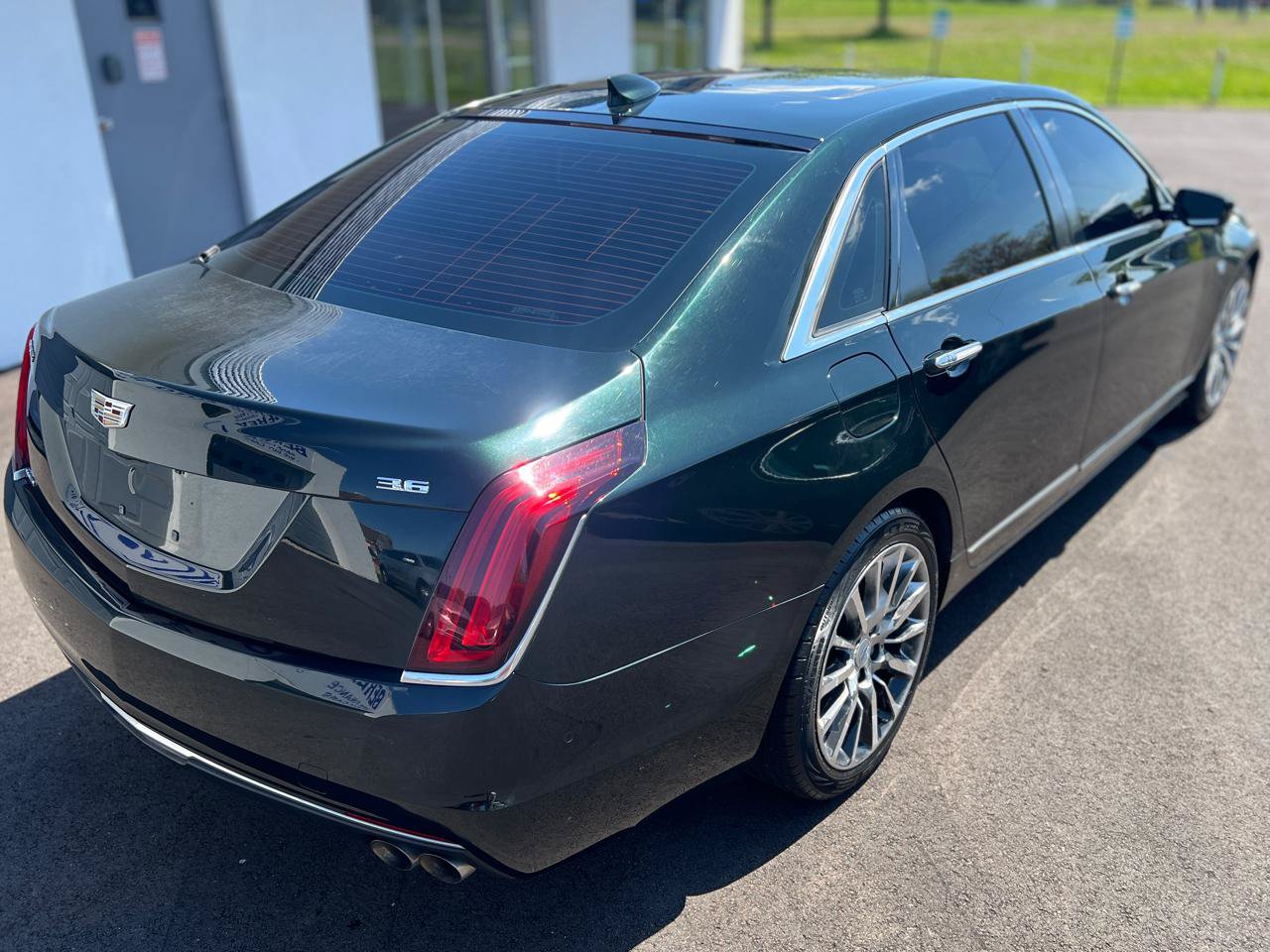 Used 2017 Cadillac CT6 Luxury w/ Active Chassis Package AWD/4WD image 9