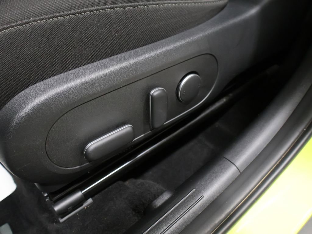 Used 2025 Hyundai Kona SEL image 12