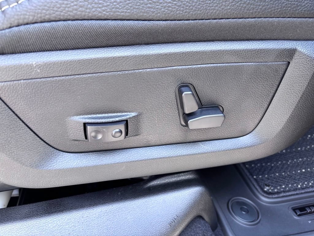 New 2026 RAM 3500 Limited AWD/4WD image 54