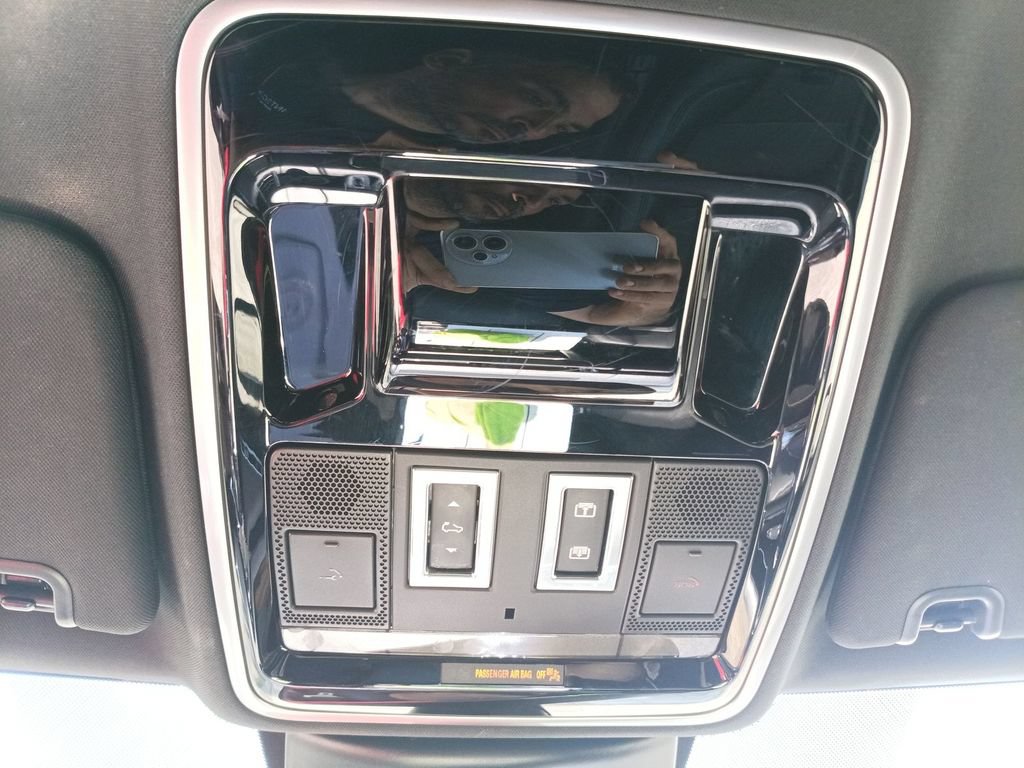 Used 2017 Land Rover Range Rover HSE AWD/4WD image 19