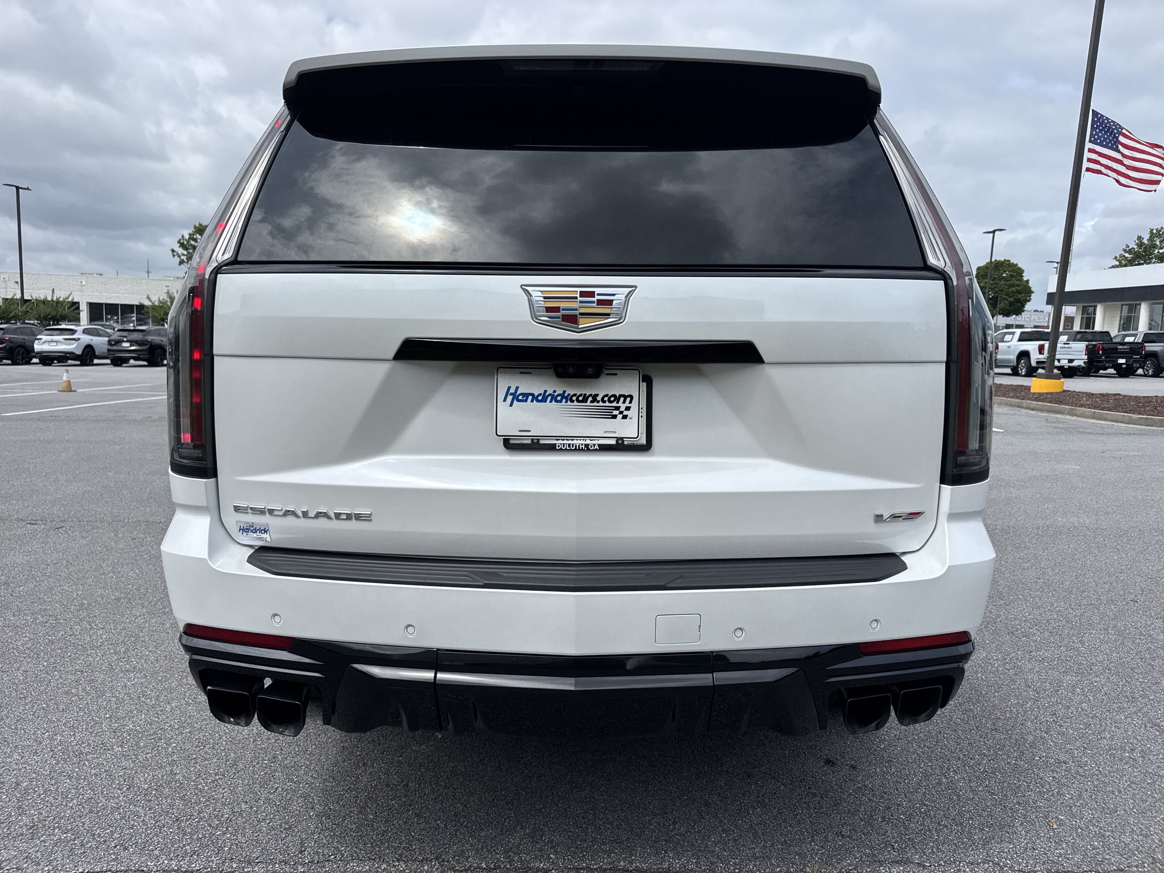 Used 2025 Cadillac Escalade V w/ LPO, ONYX Package AWD/4WD image 9