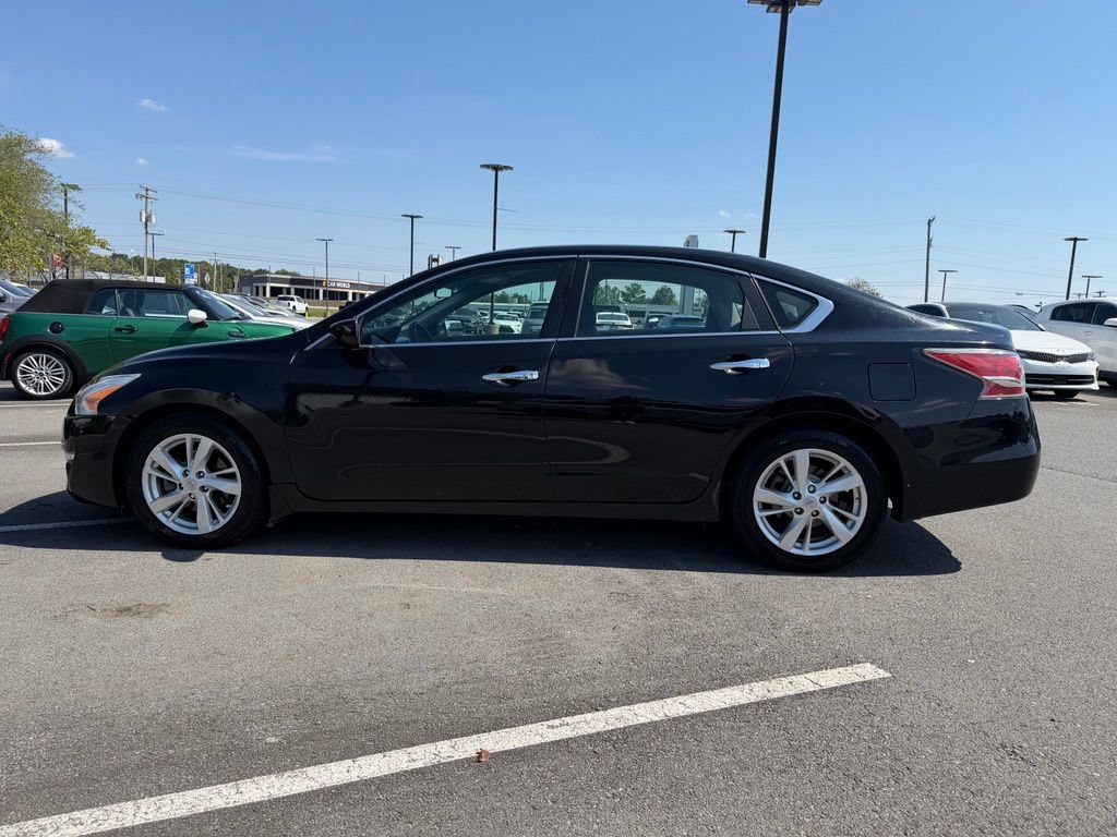 Used 2015 Nissan Altima 2.5 SV FWD image 4