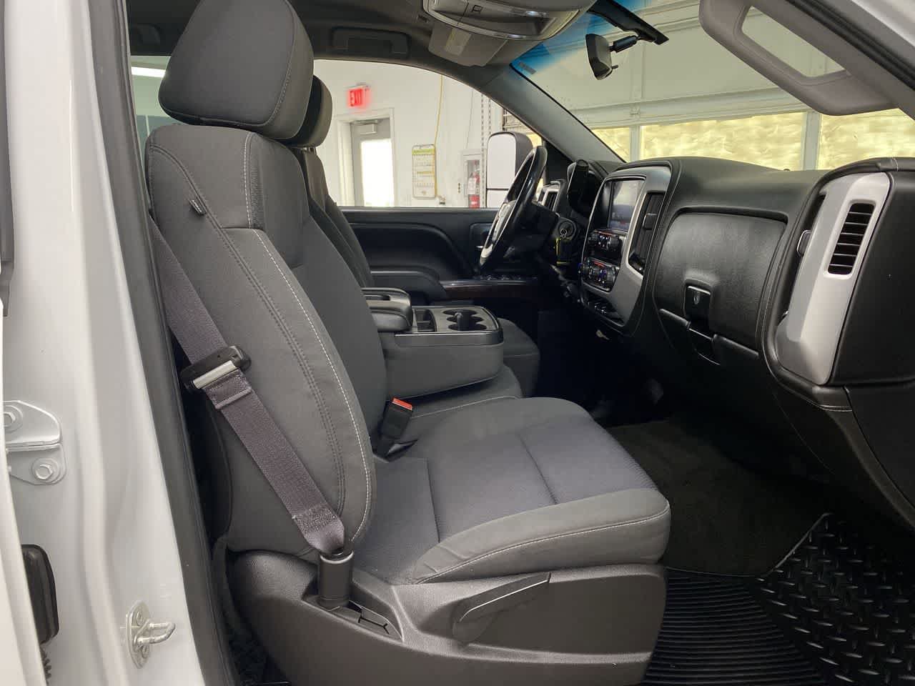 Used 2015 GMC Sierra 1500 SLE w/ SLE Value Package image 18
