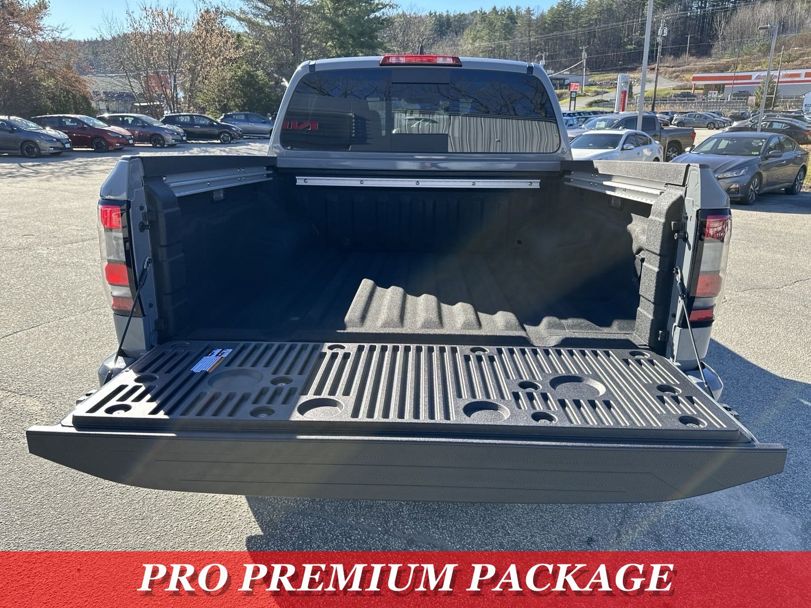 New 2025 Nissan Frontier PRO-4X w/ Pro Premium Package image 7