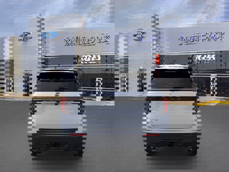 New 2026 Ford Explorer Active image 5