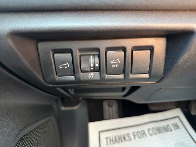 Used 2024 Subaru Outback Premium AWD/4WD image 28