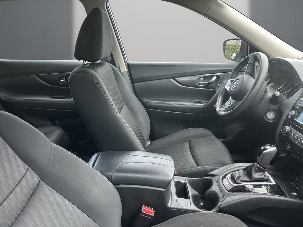 Used 2018 Nissan Rogue S FWD image 13