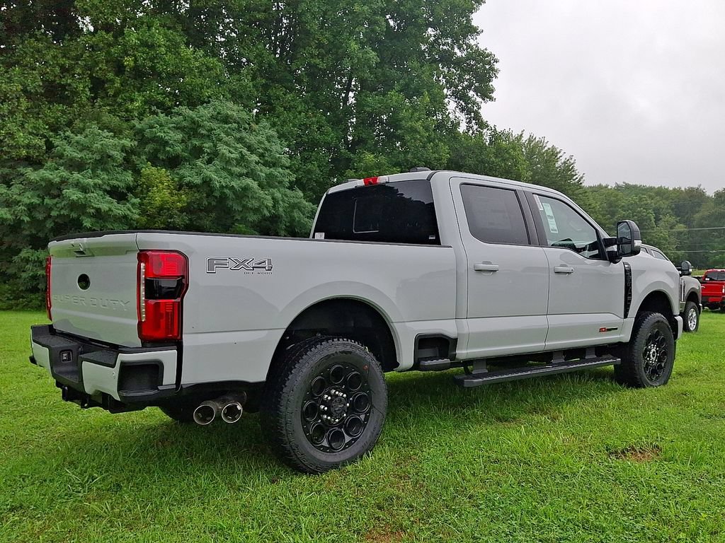 New 2026 Ford F350 XLT w/ XLT Premium Package AWD/4WD image 4