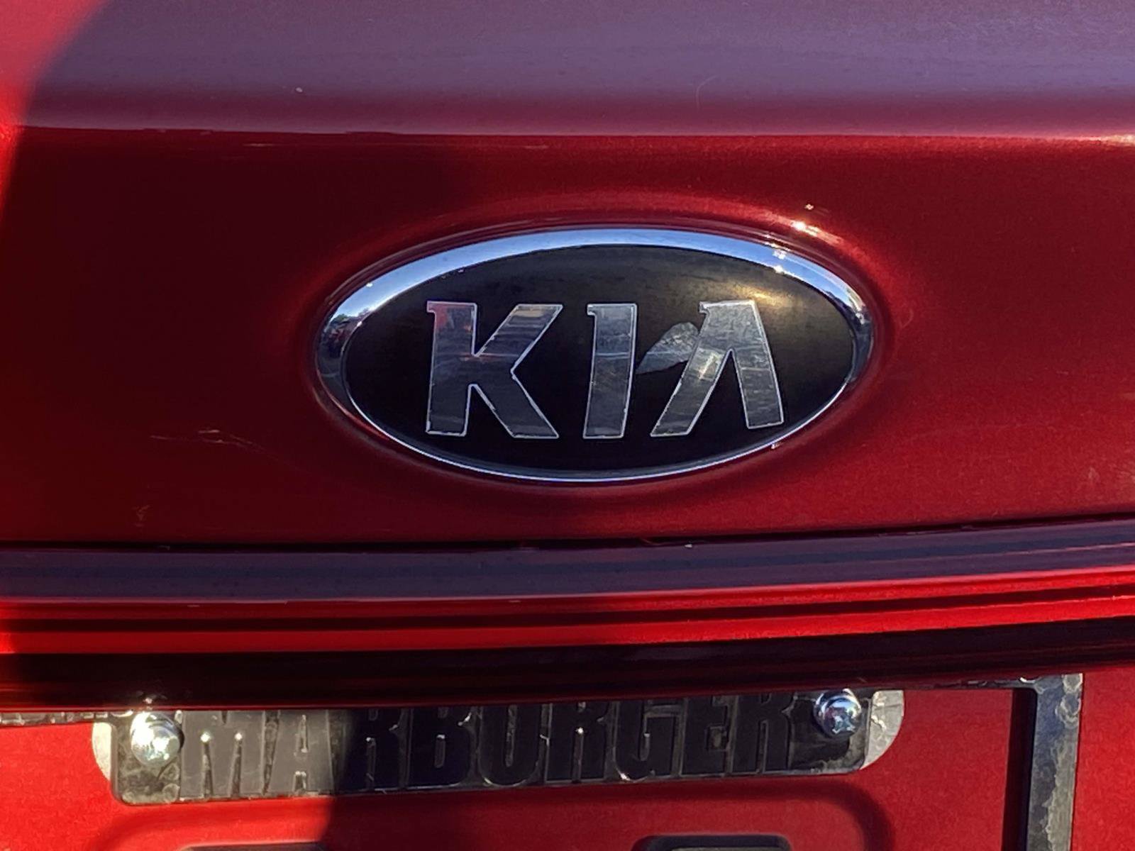 Used 2019 Kia Forte LXS FWD image 19