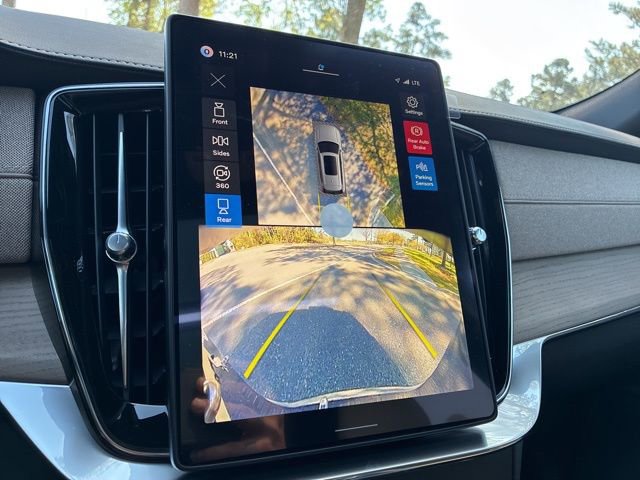 New 2026 Volvo XC90 B6 Plus w/ Protection Package Premier AWD/4WD image 34