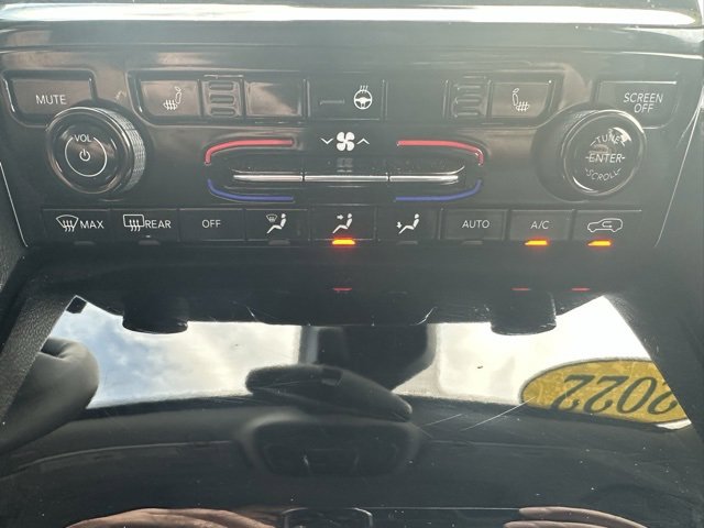 Used 2022 Jeep Grand Cherokee L Limited image 22