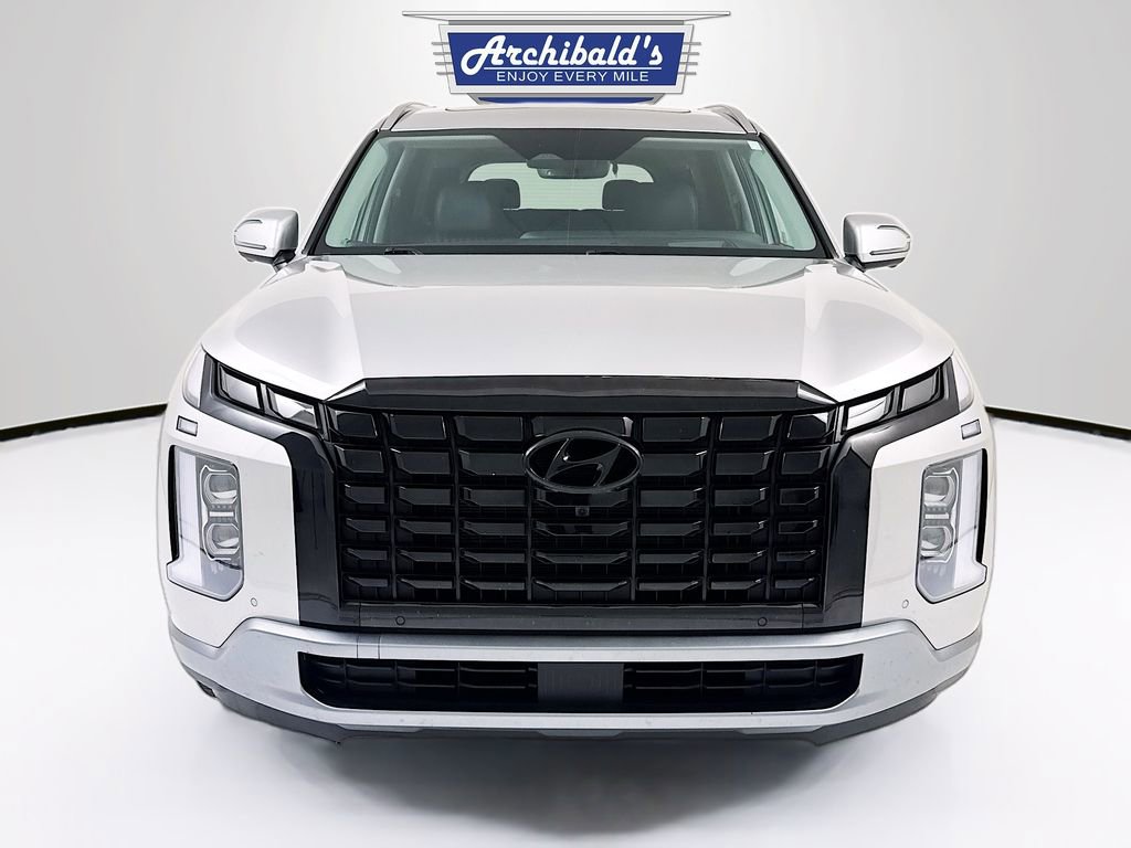 Used 2025 Hyundai Palisade Limited image 2