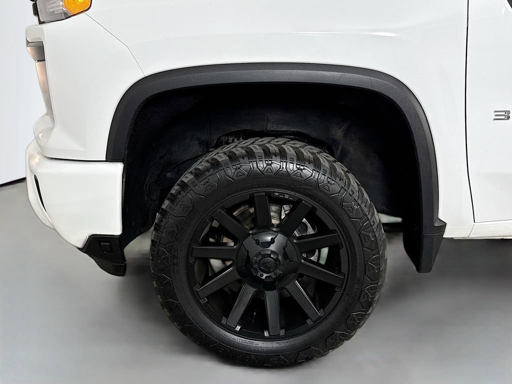 Used 2024 Chevrolet Silverado 3500 LT AWD/4WD image 33