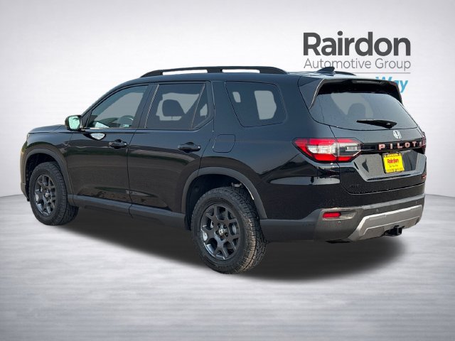 Certified 2026 Honda Pilot TrailSport image 5