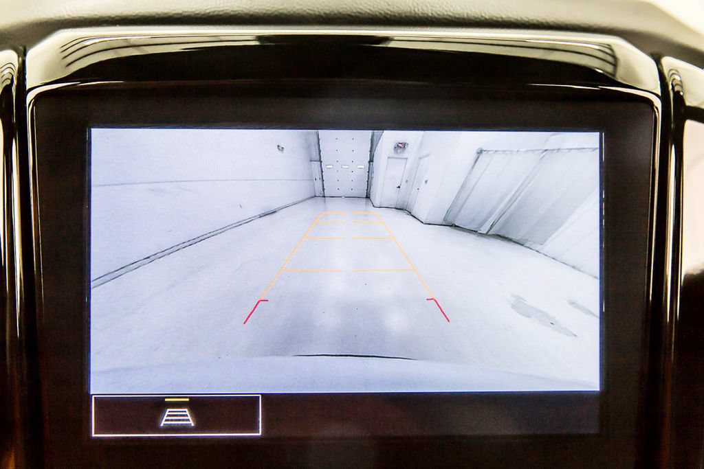 Used 2023 Chevrolet Traverse LT w/ LPO, Floor Liner Package AWD/4WD image 15