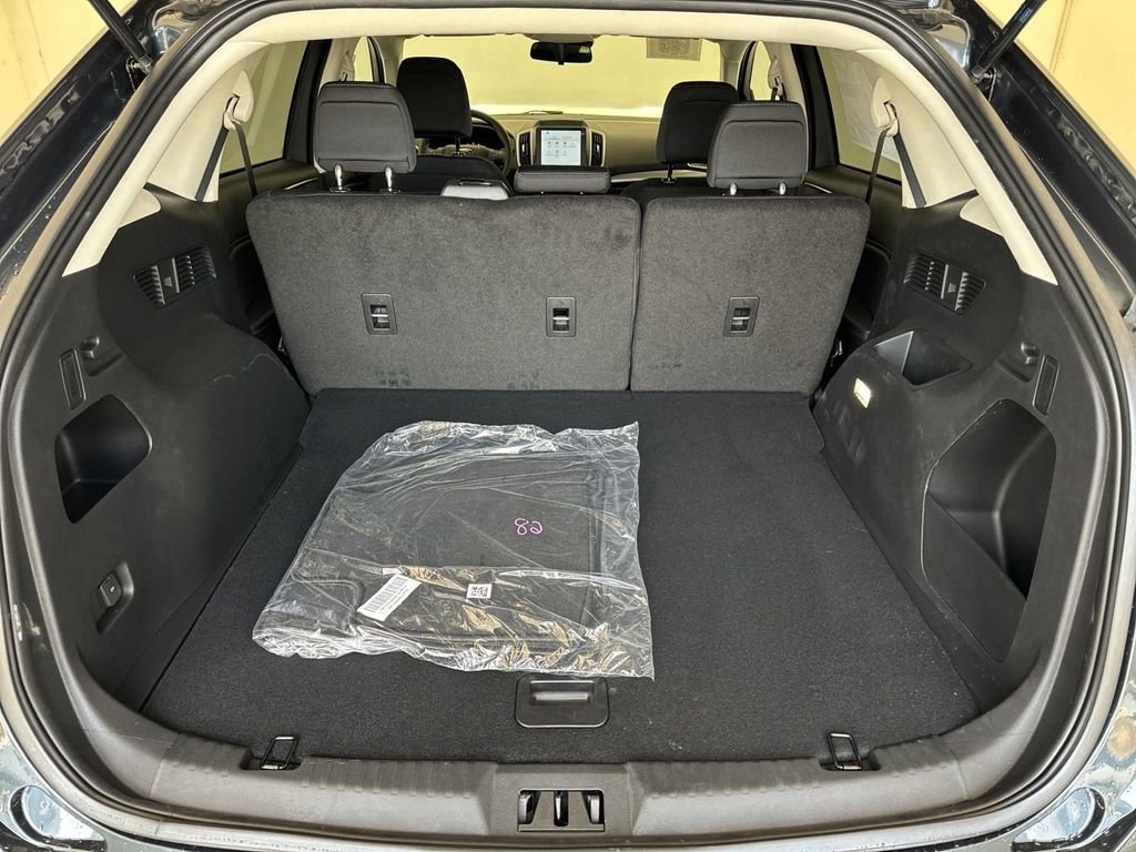 New 2024 Ford Edge SE image 23